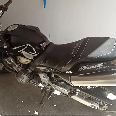 Palazzo Boscareto - suites di charme in centro storico - garage moto, box bici-2
